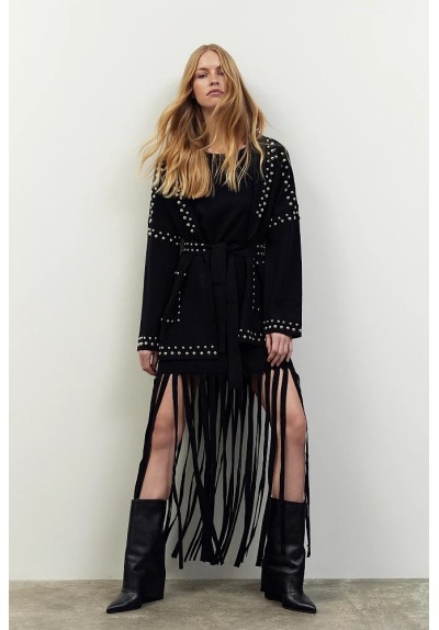 CÁRDIGAN DE PUNTO CON TACHUELAS