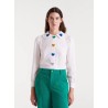 CAMISA CON BORDADOS DE CORAZONES