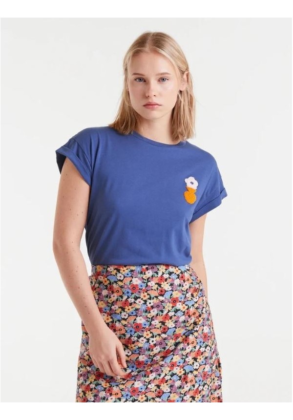 CAMISETA BORDADO FLORAL