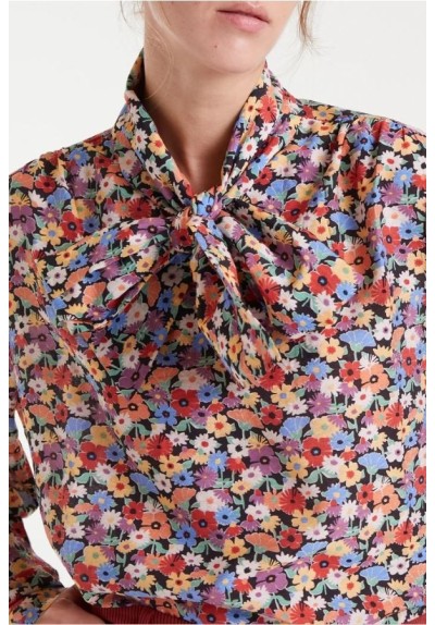 CAMISA DE FLORES CON LAZADA