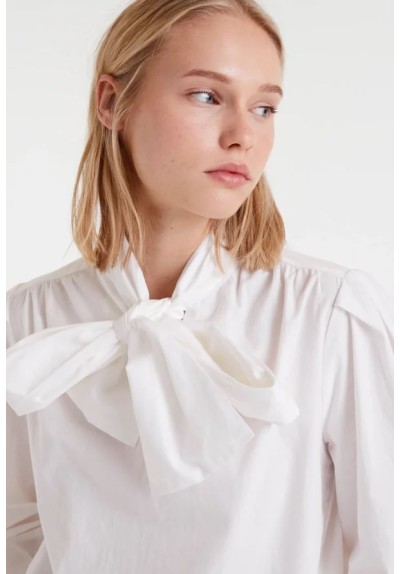 CAMISA BLANCA LAZADA