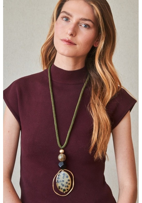 COLLAR RESINA